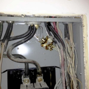 29-spliced-netural-wiring