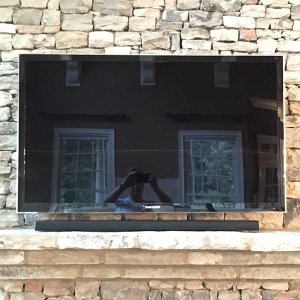 1_TV-Soundbar-Stone-Fireplace