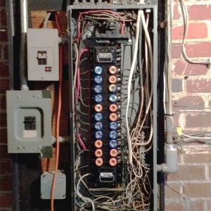 1_02-fuse-panel-before