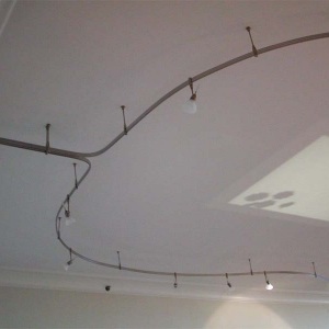 1_01-dual-rail-lightiing