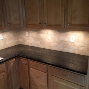 1_34-xenon-puck-light-under-cabinet-lighting